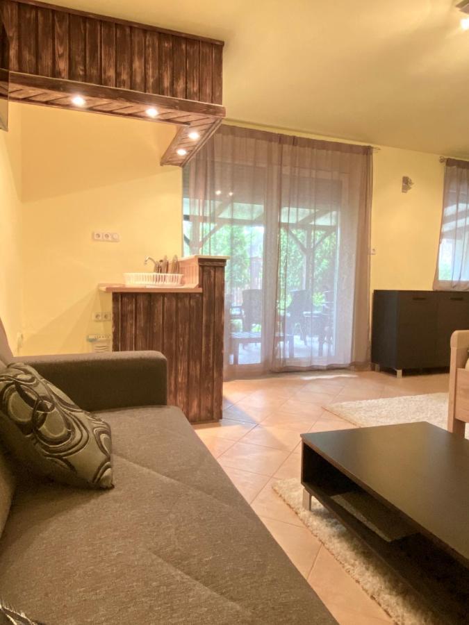Sailor'S Apartman Сиофок Екстериор снимка