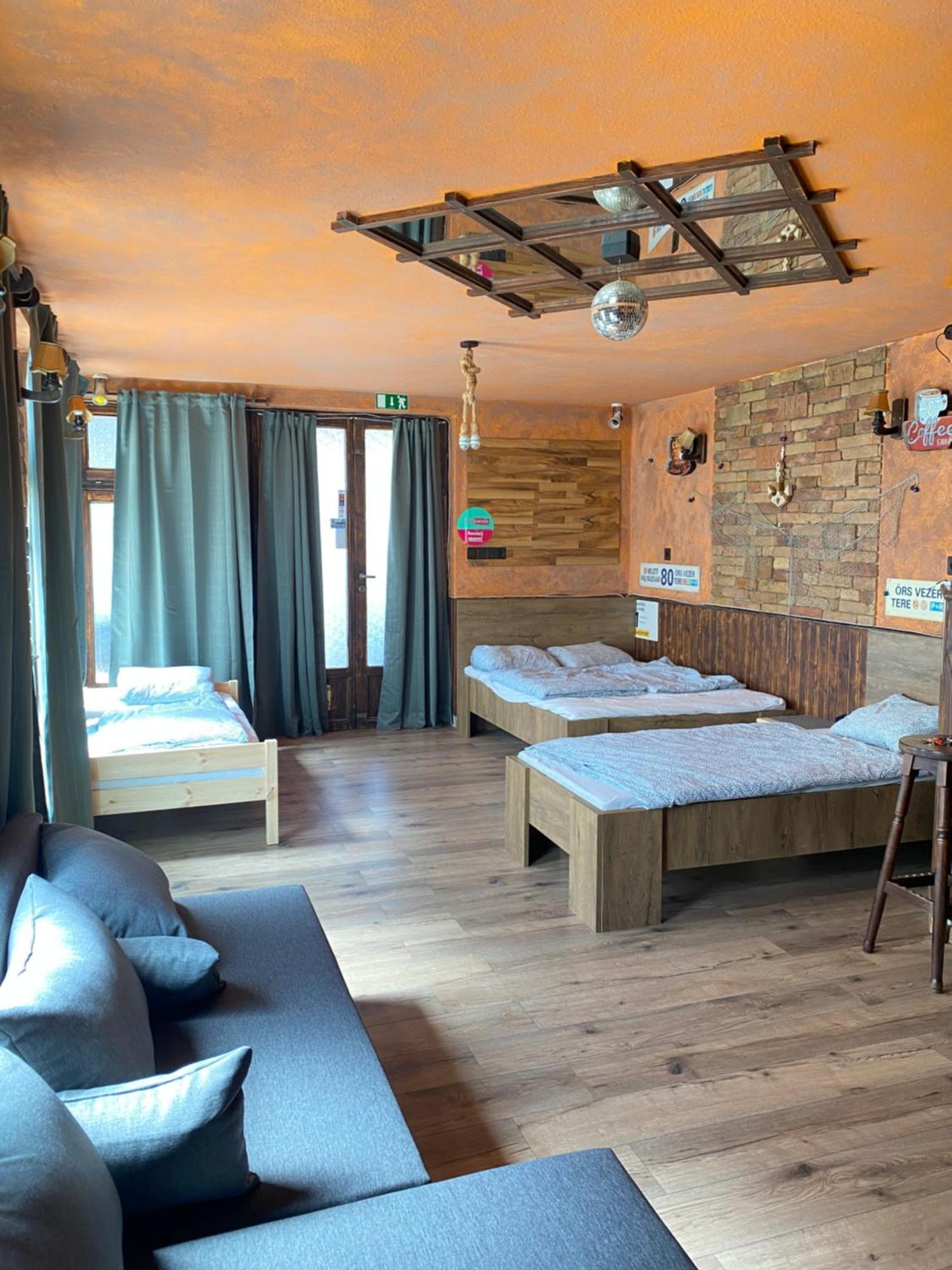 Sailor'S Apartman Сиофок Екстериор снимка
