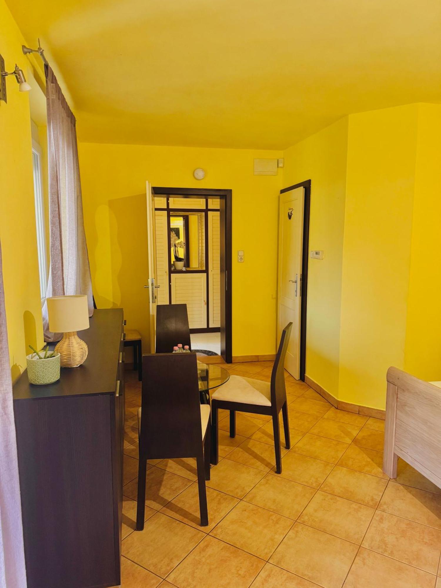 Sailor'S Apartman Сиофок Екстериор снимка