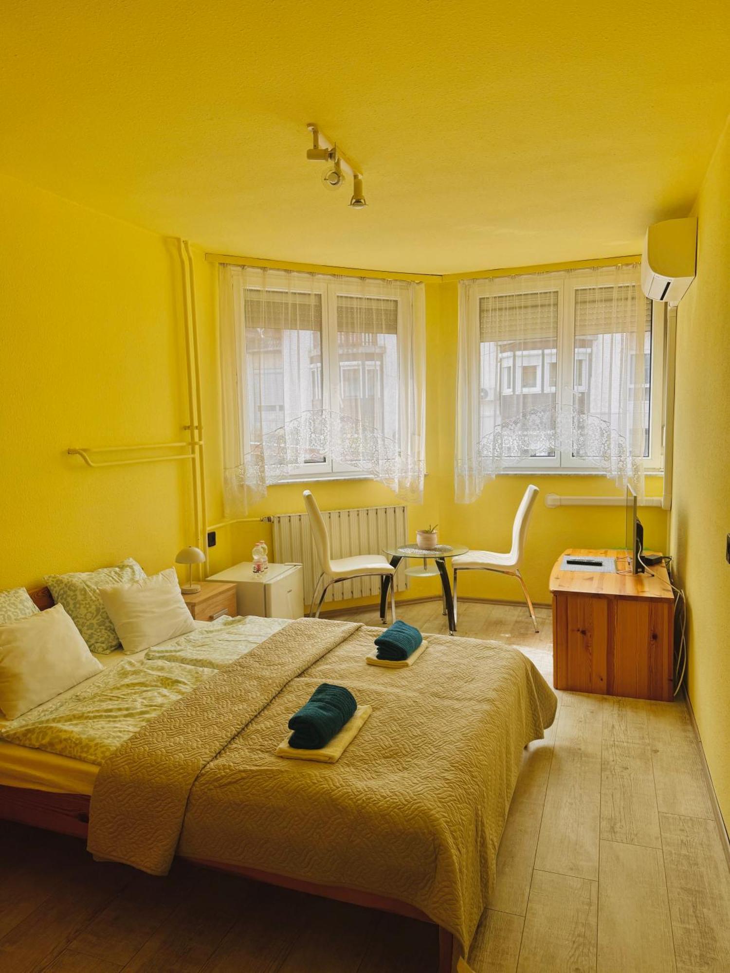 Sailor'S Apartman Сиофок Екстериор снимка