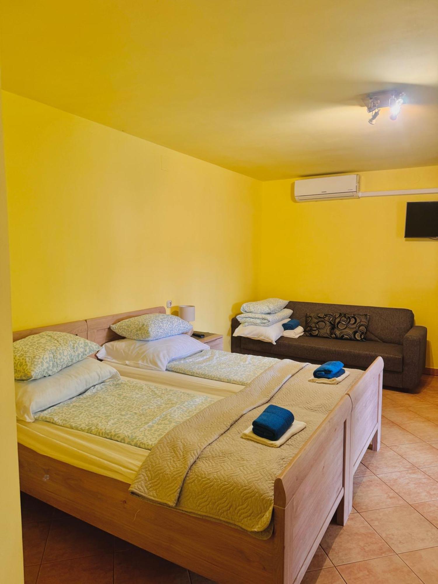 Sailor'S Apartman Сиофок Екстериор снимка