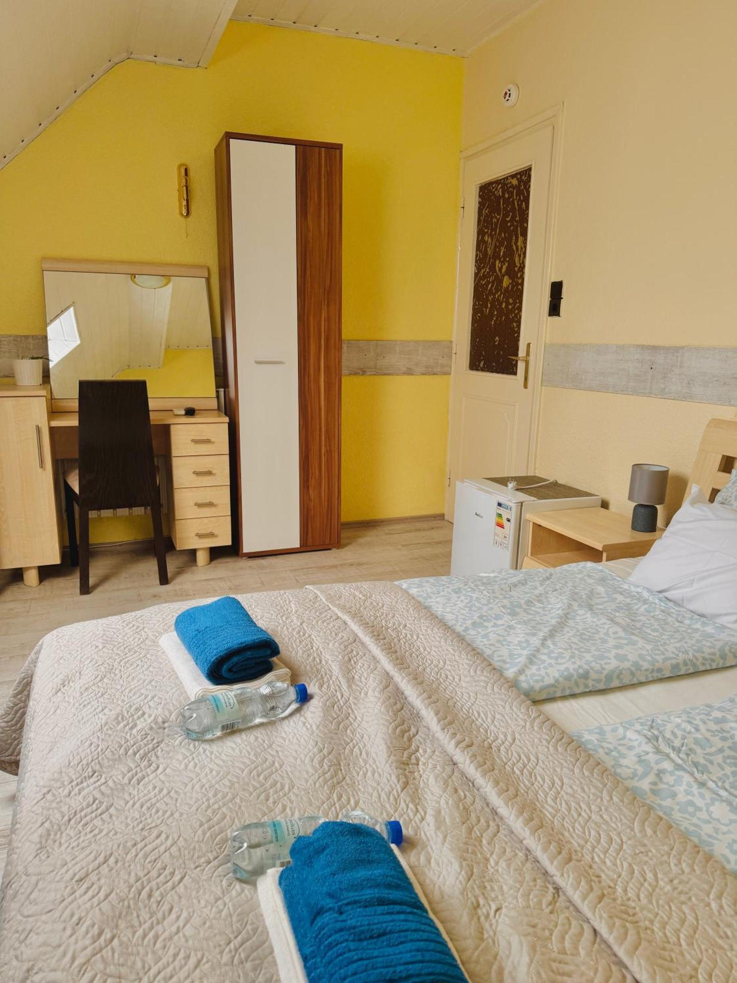 Sailor'S Apartman Сиофок Екстериор снимка